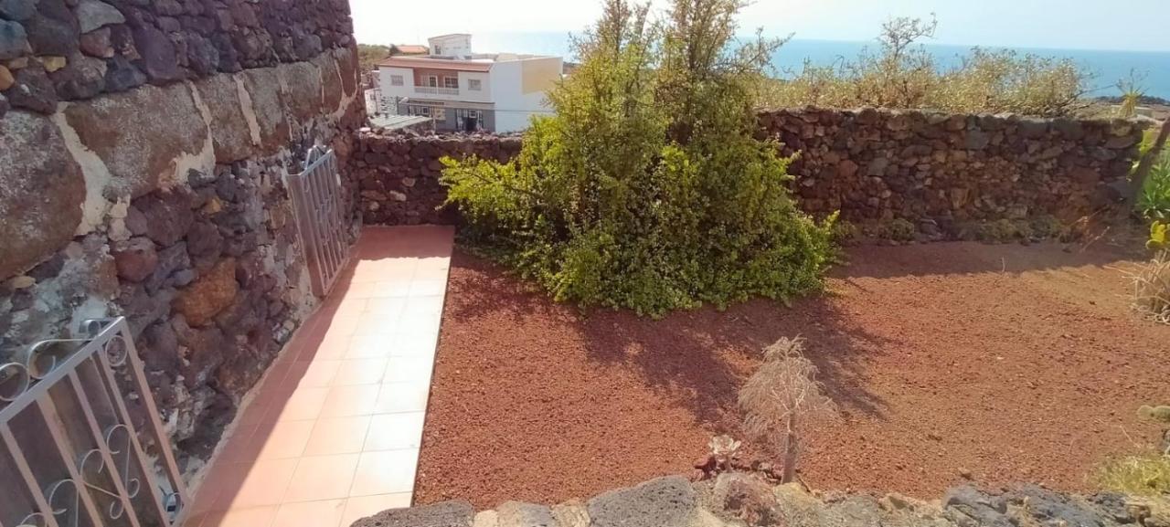 Casa Nela. Rural Y Acogedora En Las Puntas El Hierro Frontera Exteriör bild